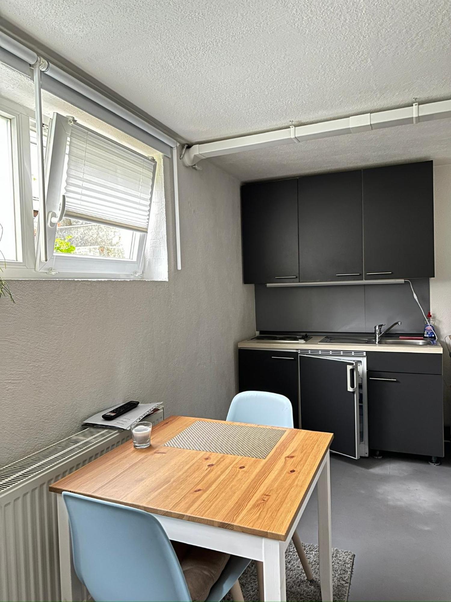 Ferienwohnung Naehe Stadtmitte フリードリヒスハーフェン エクステリア 写真